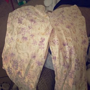 Purple floral print diva old navy pants